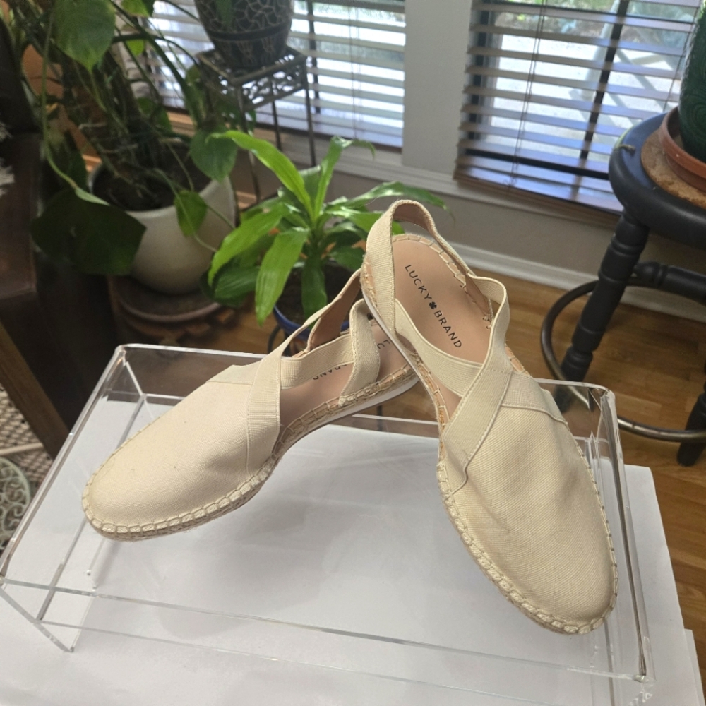 🖤3/$45🐝LUCKY Brand Women's Flat Slingback Canvas Sandal size 8 NWOB